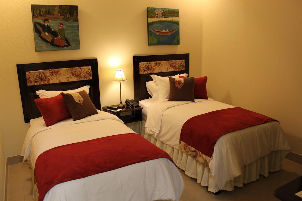 Victoria'S Park Hotel Армения Екстериор снимка