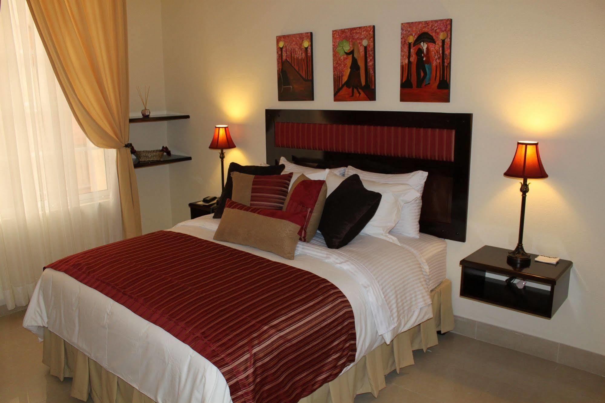 Victoria'S Park Hotel Армения Екстериор снимка