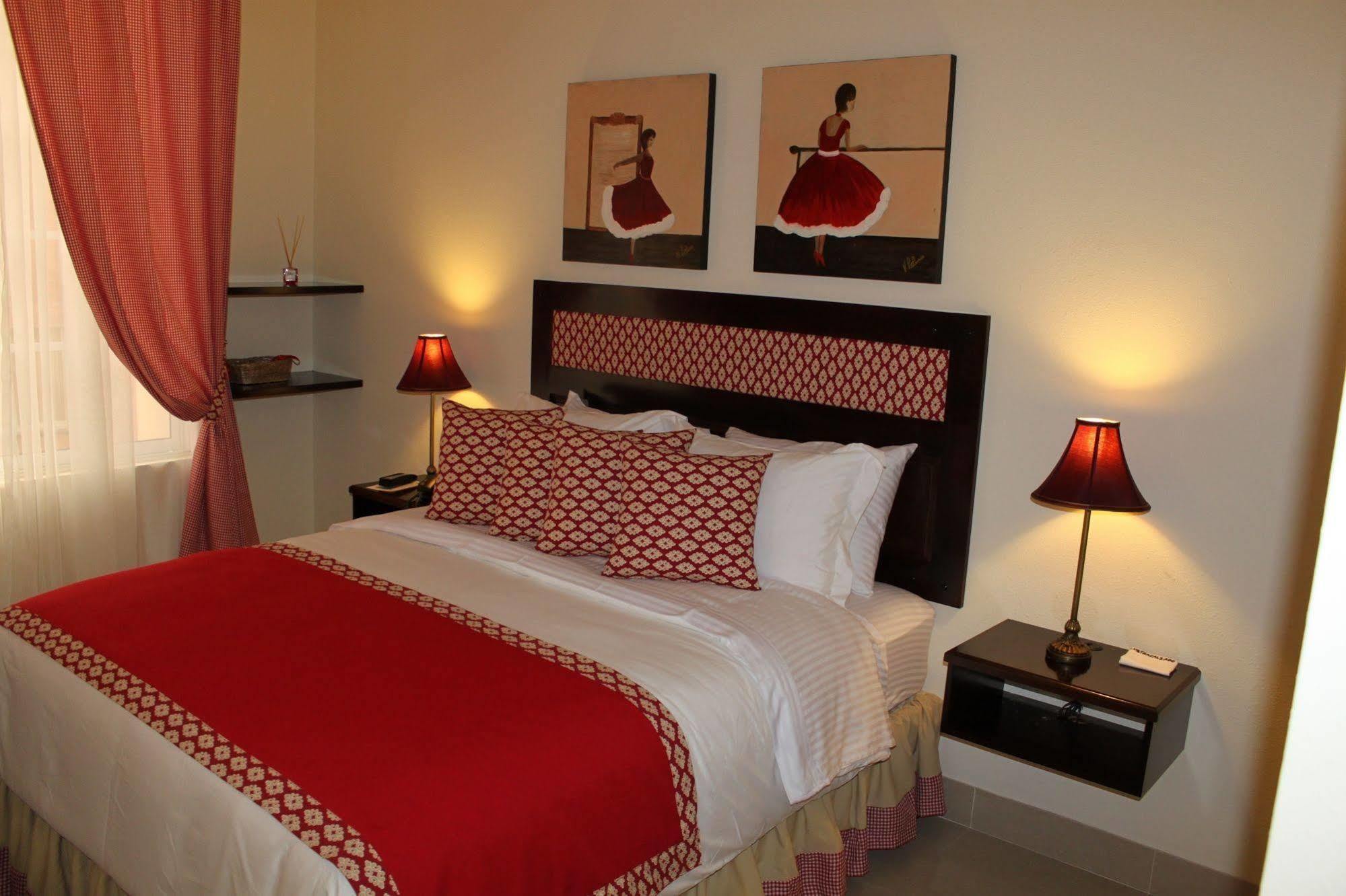 Victoria'S Park Hotel Армения Екстериор снимка
